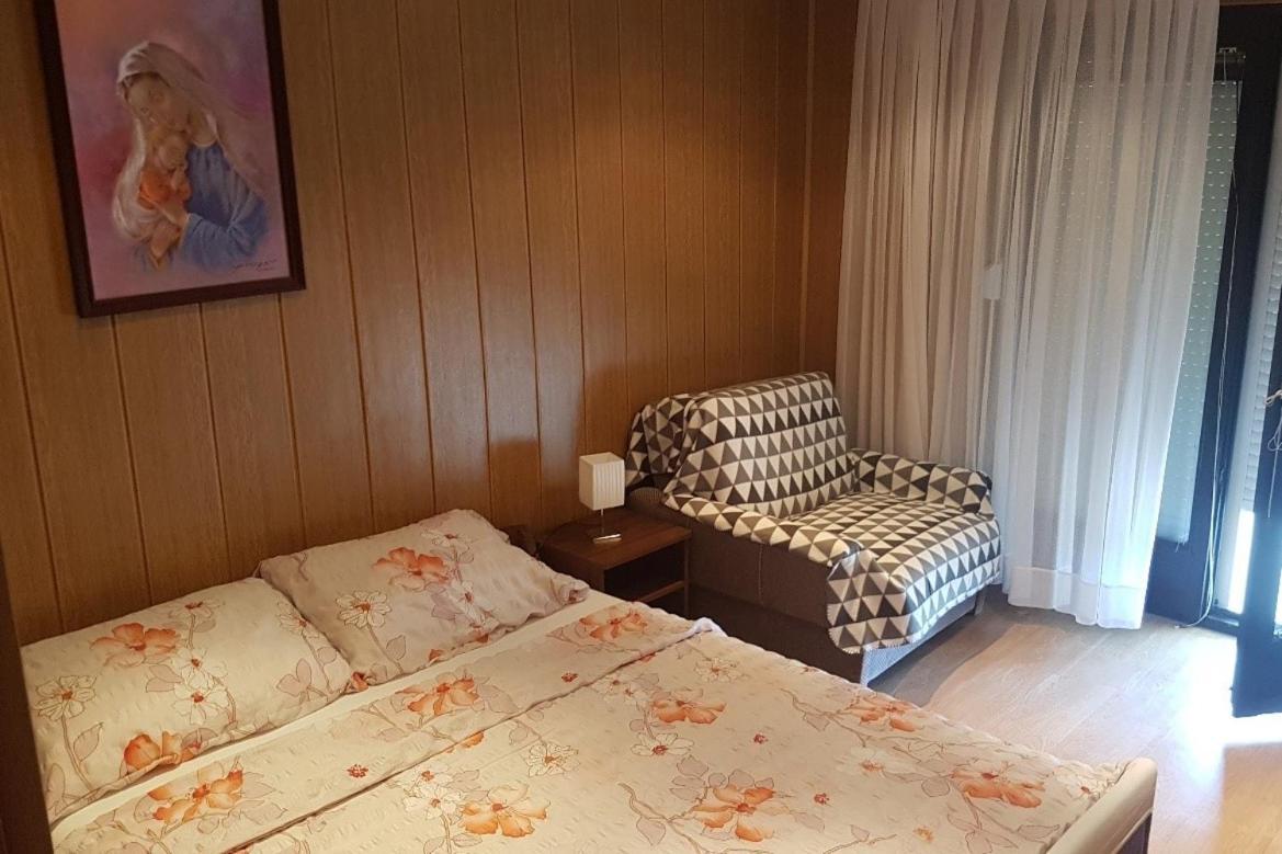 Apartment Lopar 10402A Екстериор снимка